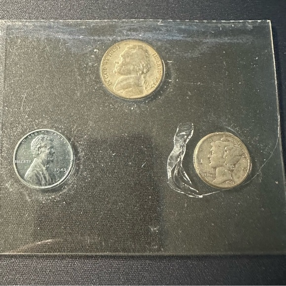 Classic American Silver Dime - Picture 2 of 11